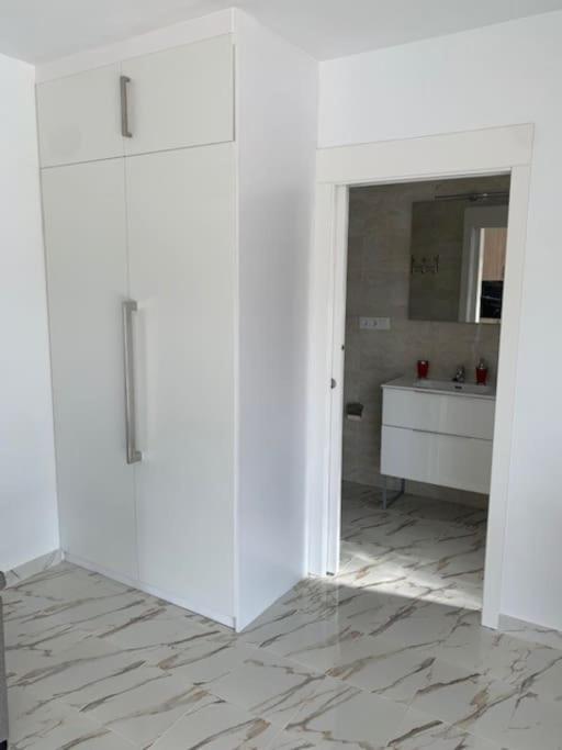 Apartment T2 Climatise + Parking 500 M Plage/centre Lloret de Mar