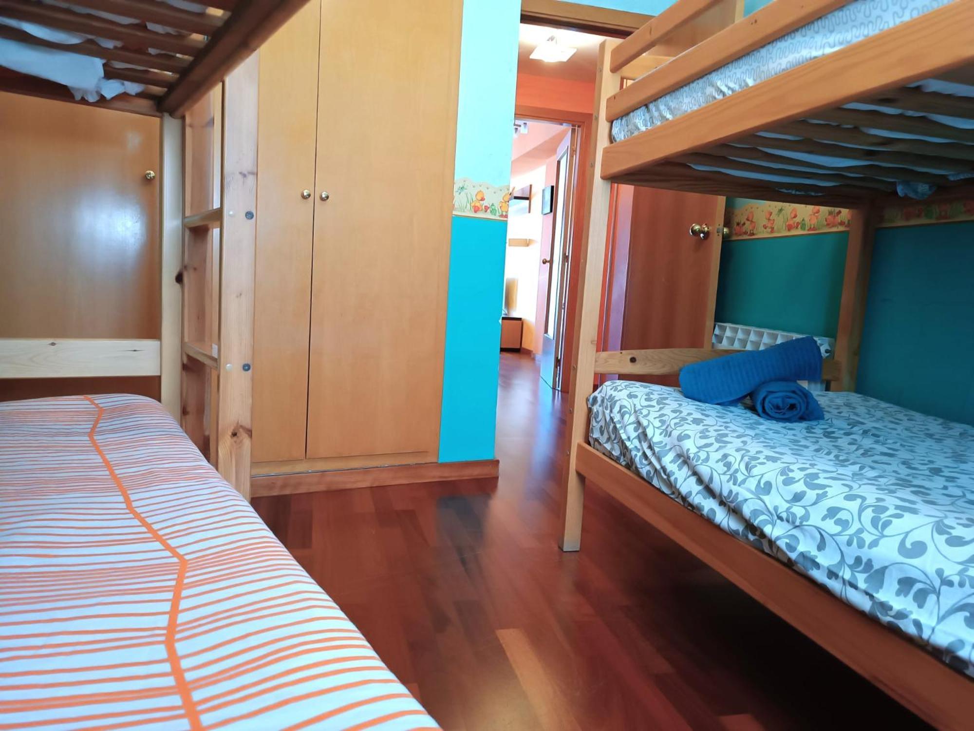 Apartment Vivalidays Merce - - Costa Brava