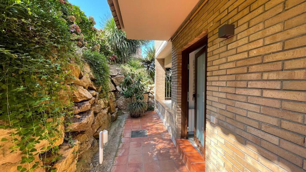 Residencial Bella Donna Lux House, Jacuzzi Y Piscina Privada Holiday home Lloret de Mar