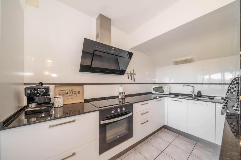 Apartment La Maison Snoopy, 6-8 Persons, Near Beach, Seaview