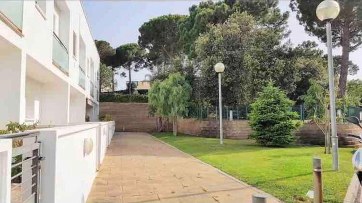 Wonderful Townhouse On Sa Boadella Beach Lloret de Mar