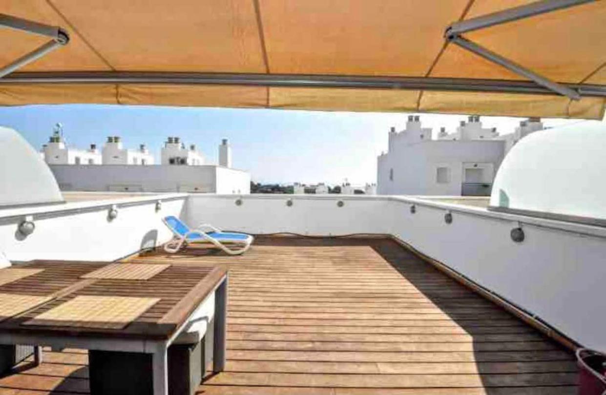Wonderful Townhouse On Sa Boadella Beach Lloret de Mar