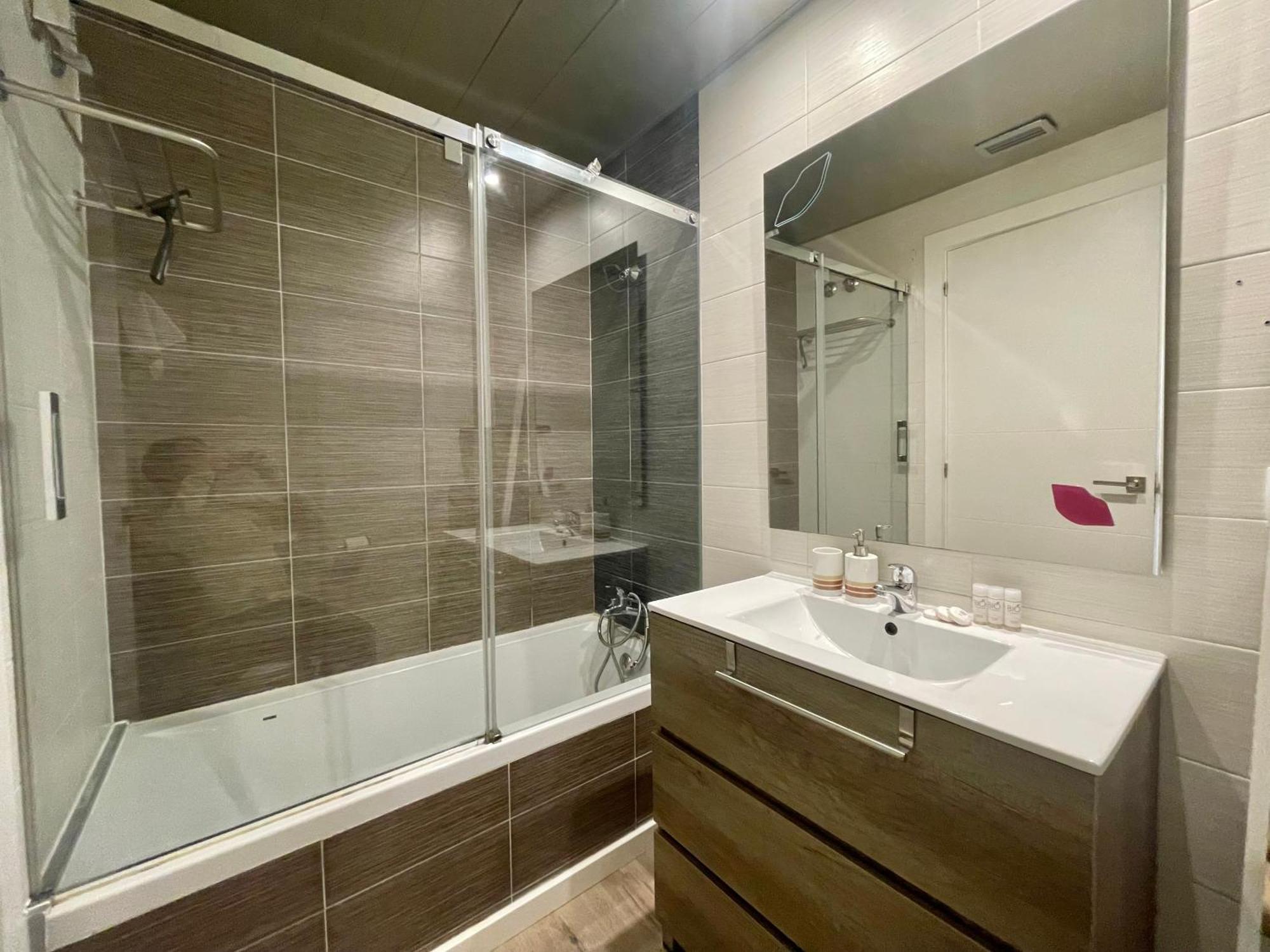 Valde Housing / Sa Caleta Y Playa / Parking Gratis Apartment *