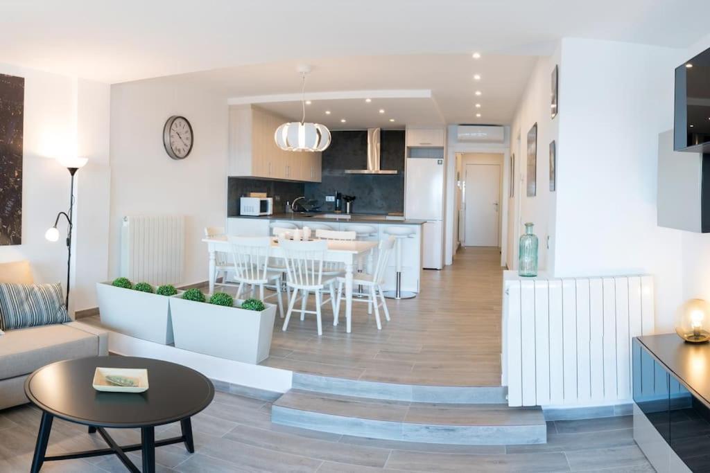 Seahomes Vacations - Cala Banys Lloret de Mar