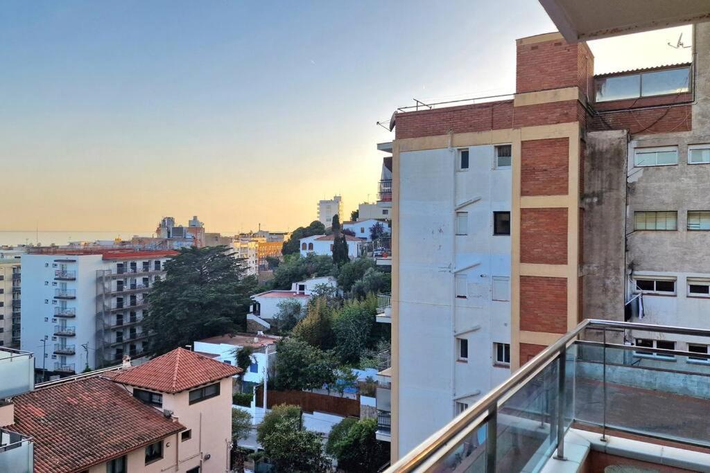 Rene Go2llolet Apartment