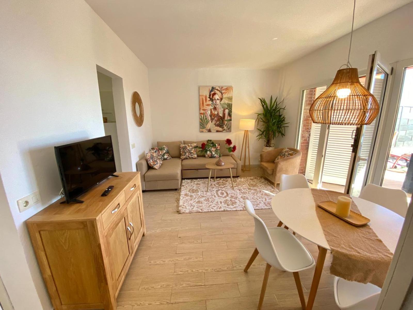 Duna House - With Views Of The Lloret de Mar
