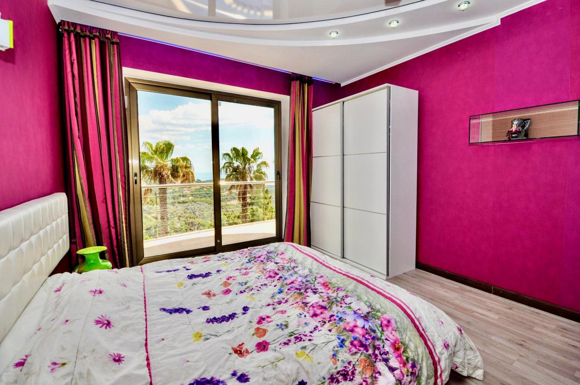 V&v Lloret- Luxury Villa Lloret de Mar