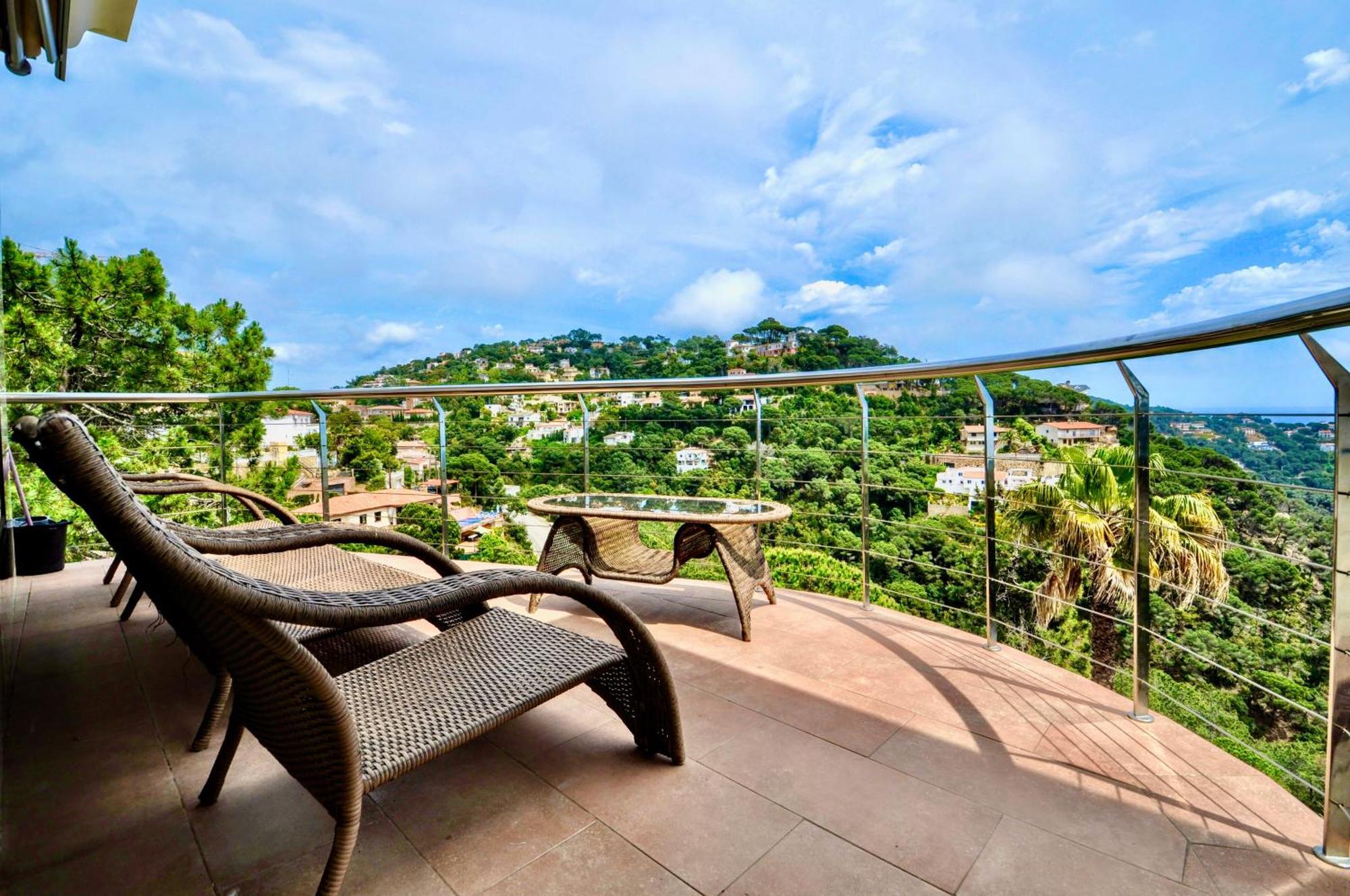 V&v Lloret- Luxury Villa