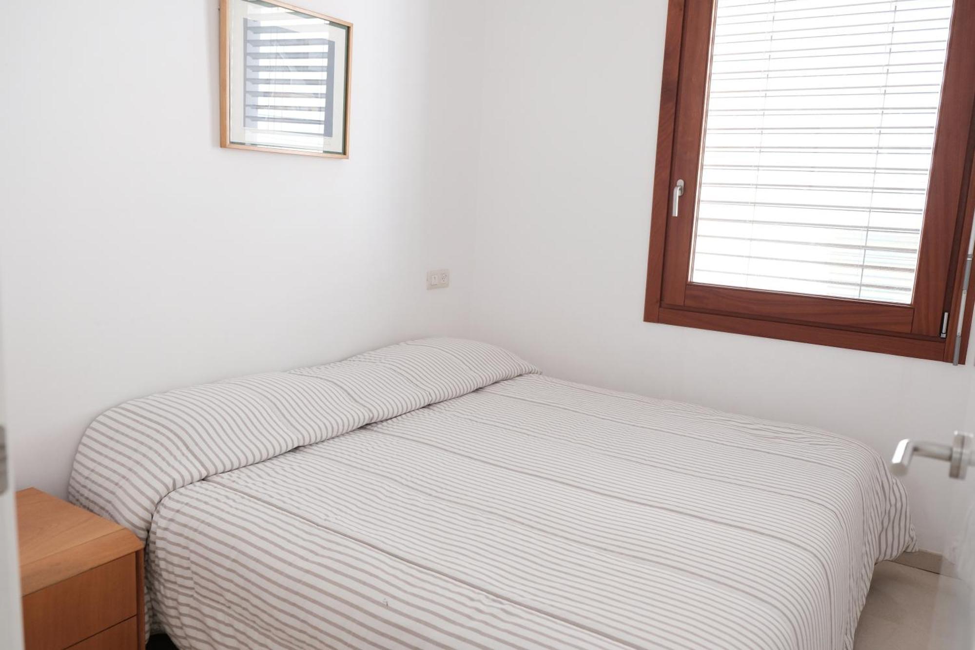 Exclusive Beachfront Haven In Costa Brava Apartment *