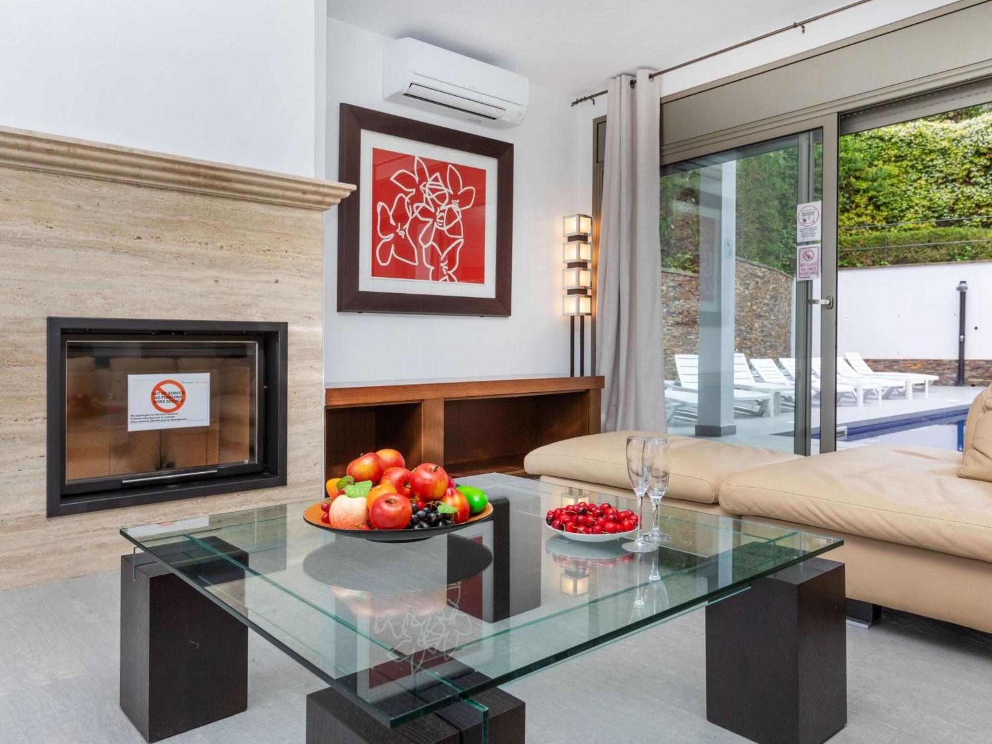 Palmbeach By Interhome Lloret de Mar