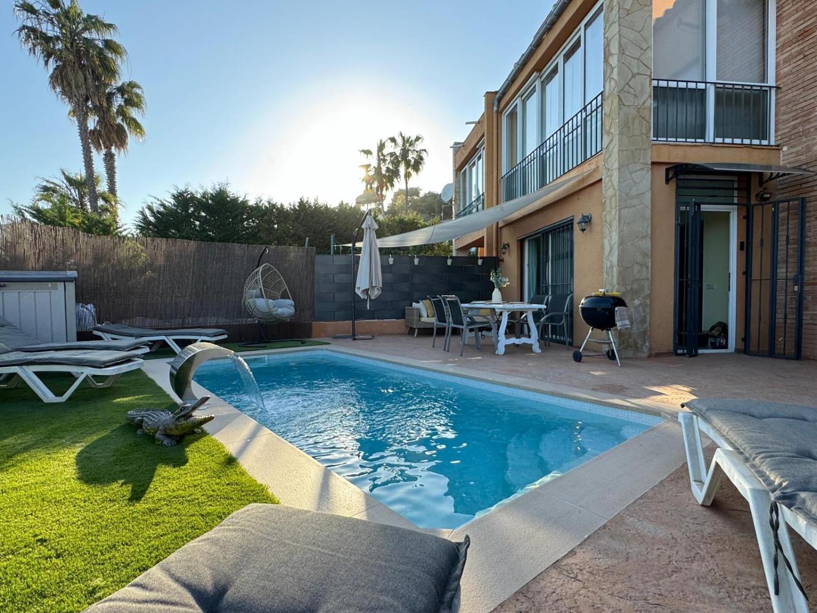 Duna House - With Views Of The Apartment *