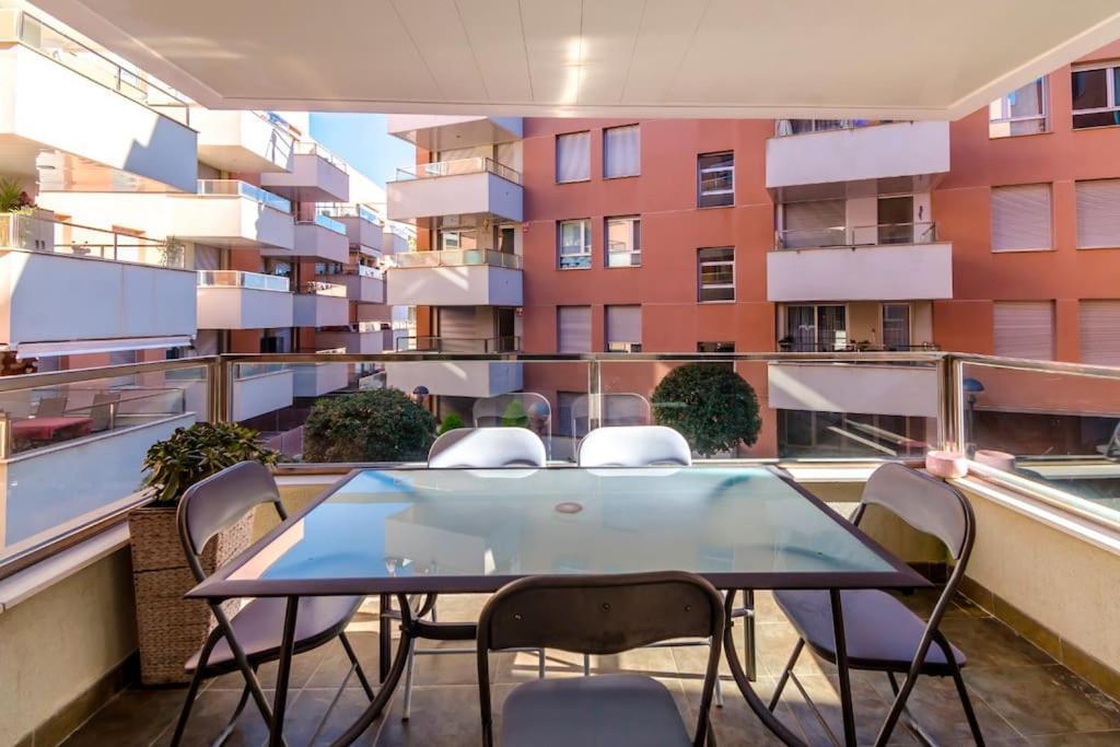Sa Boadella Con Piscina Y Garaje Close To The Apartamento Lloret de Mar