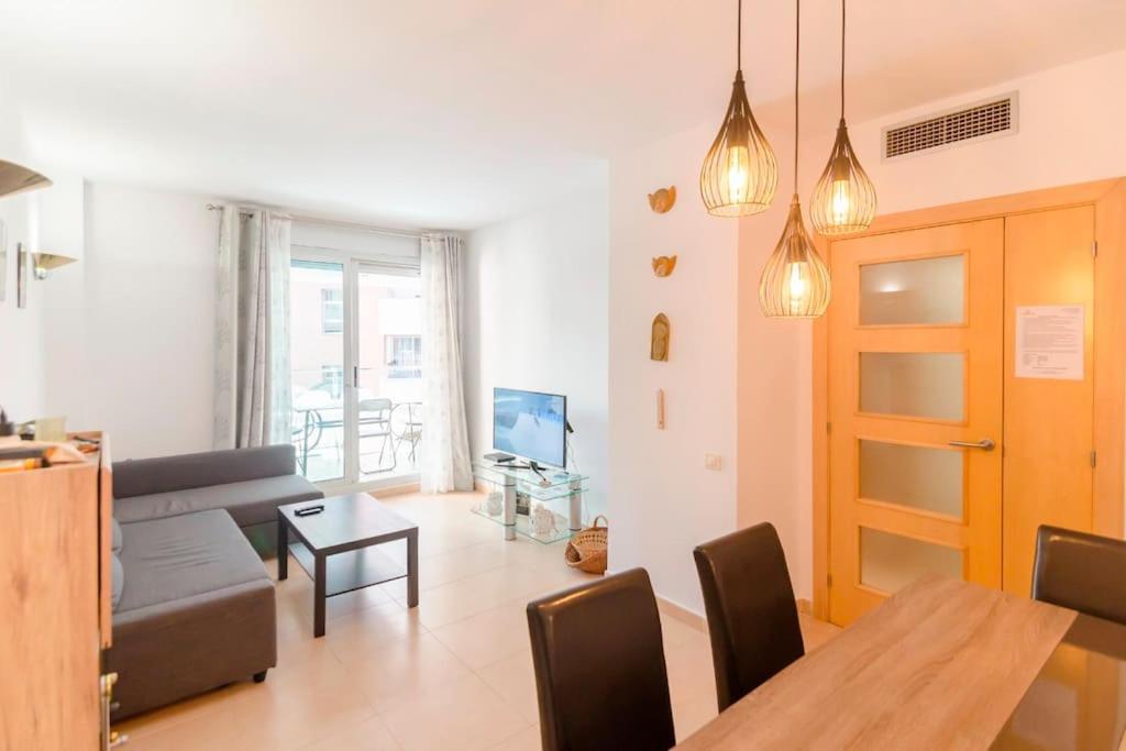 Apartamento Sa Boadella Con Piscina Y Garaje Close To The *