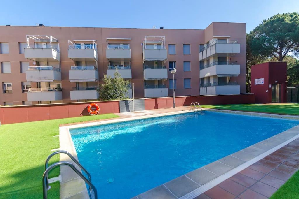 Sa Boadella Con Piscina Y Garaje Close To The Appartement *