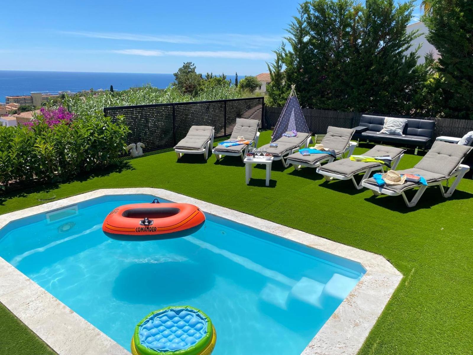 Apartment Duna House - With Views Of The