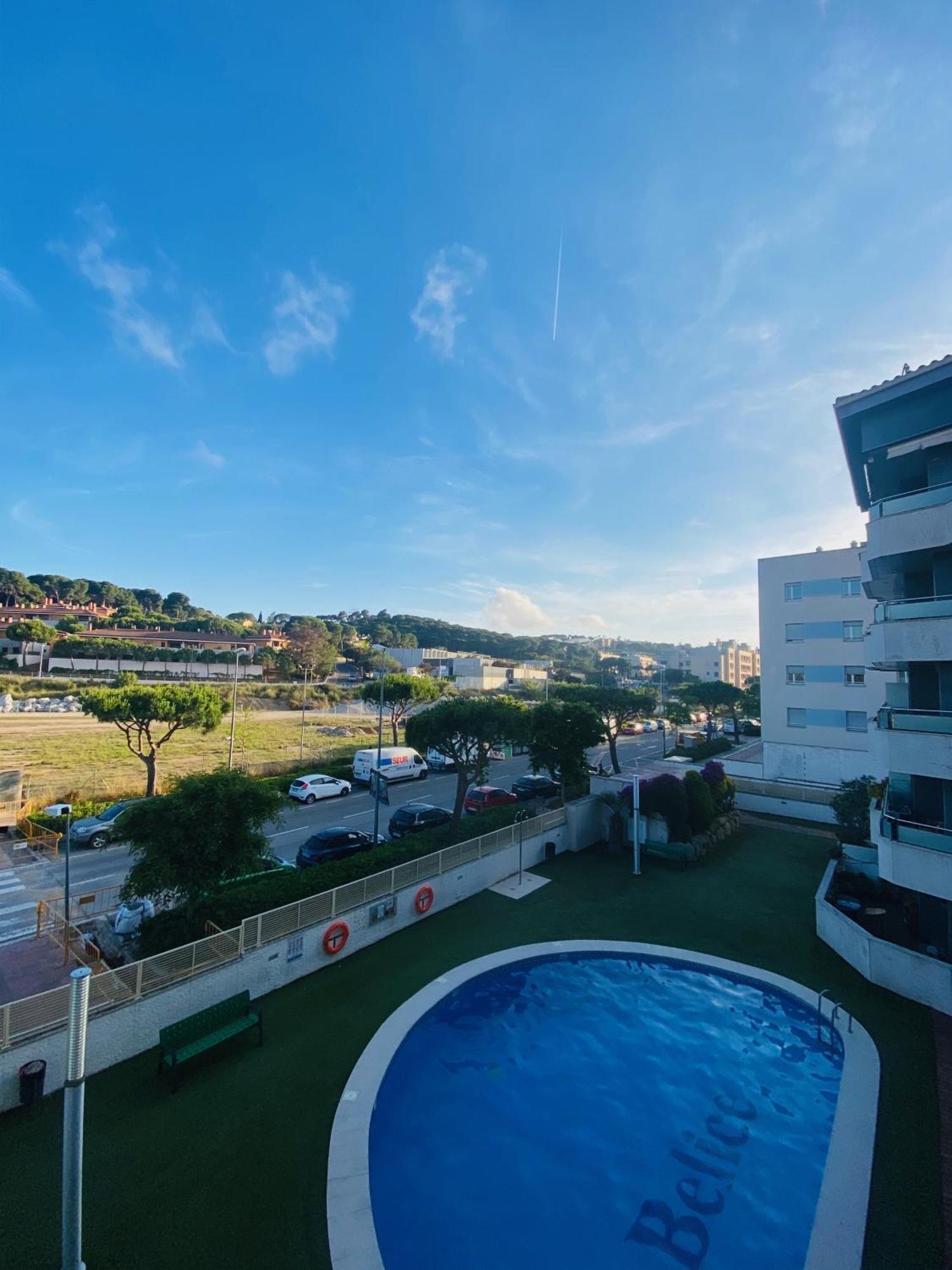 Exclusivo Piso De La Playa De Fenals Con Terraza Appartement *