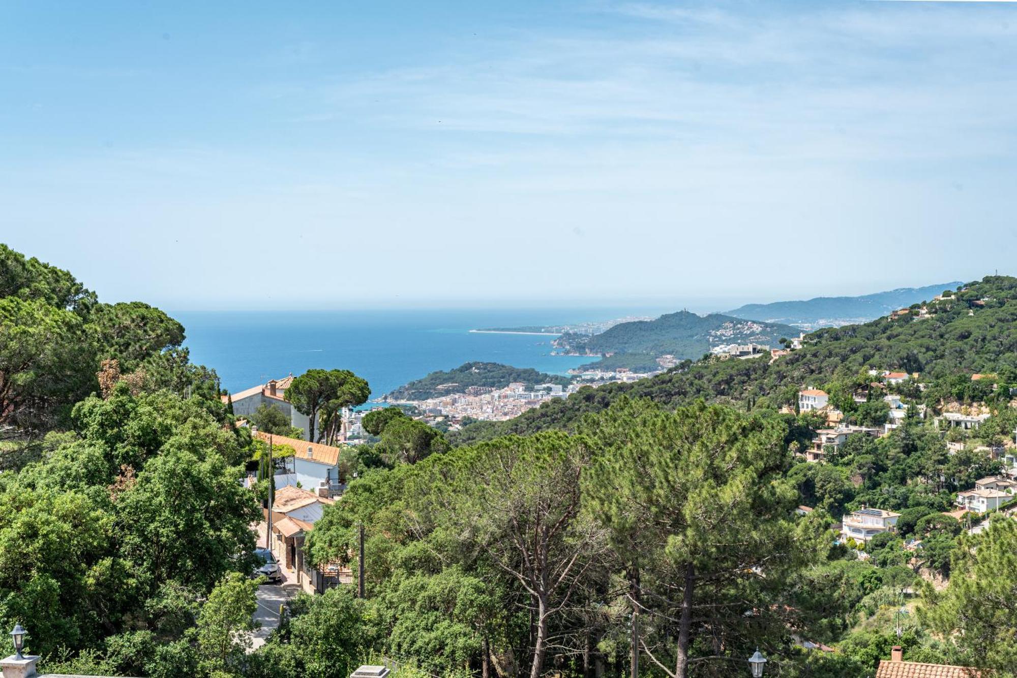 Costa Brava Holidays Mimosa Sea View And Luxe Lloret de Mar