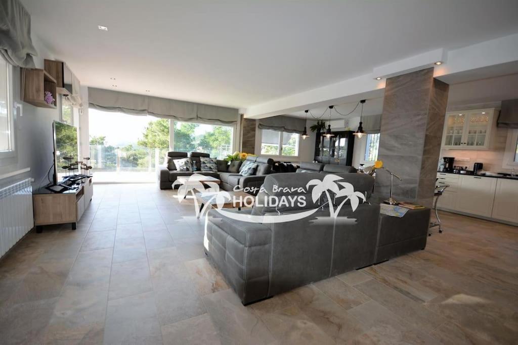 Costa Brava Holidays Mimosa Sea View And Luxe Villa Lloret de Mar