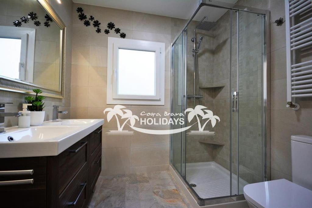 Villa Costa Brava Holidays Mimosa Sea View And Luxe Lloret de Mar