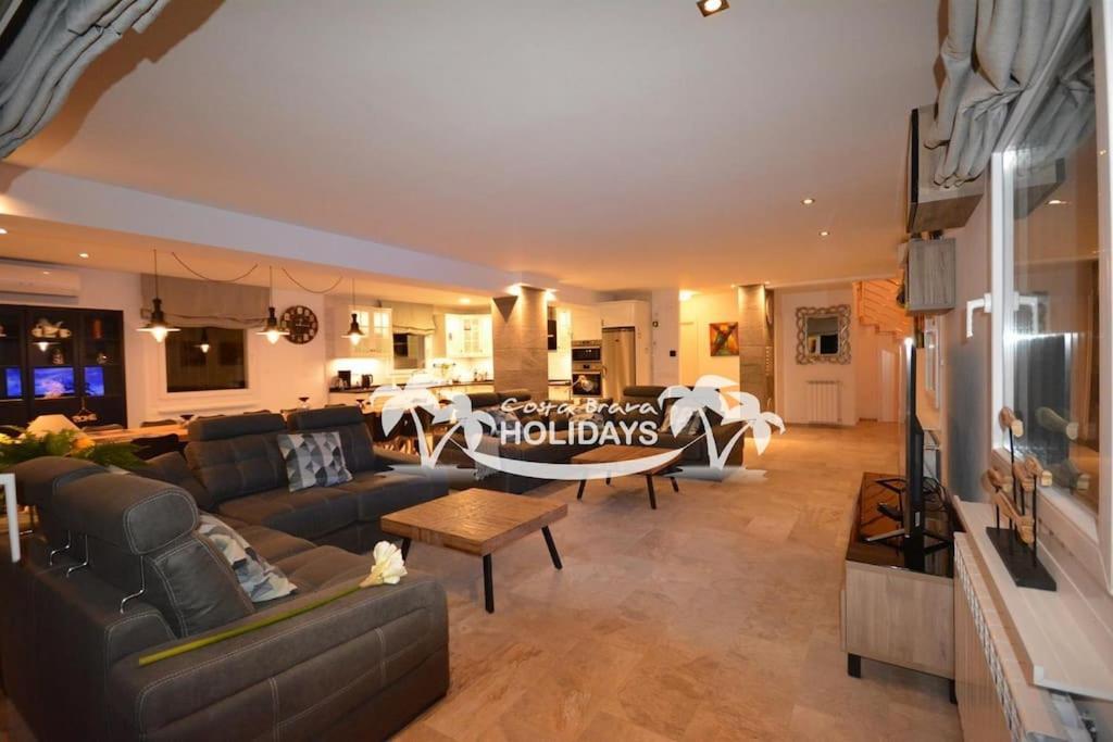 Costa Brava Holidays Mimosa Sea View And Luxe Lloret de Mar