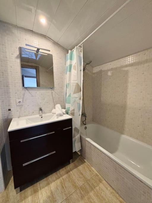Duplex En Pleno Centro - Amigos - Playa - Wifi