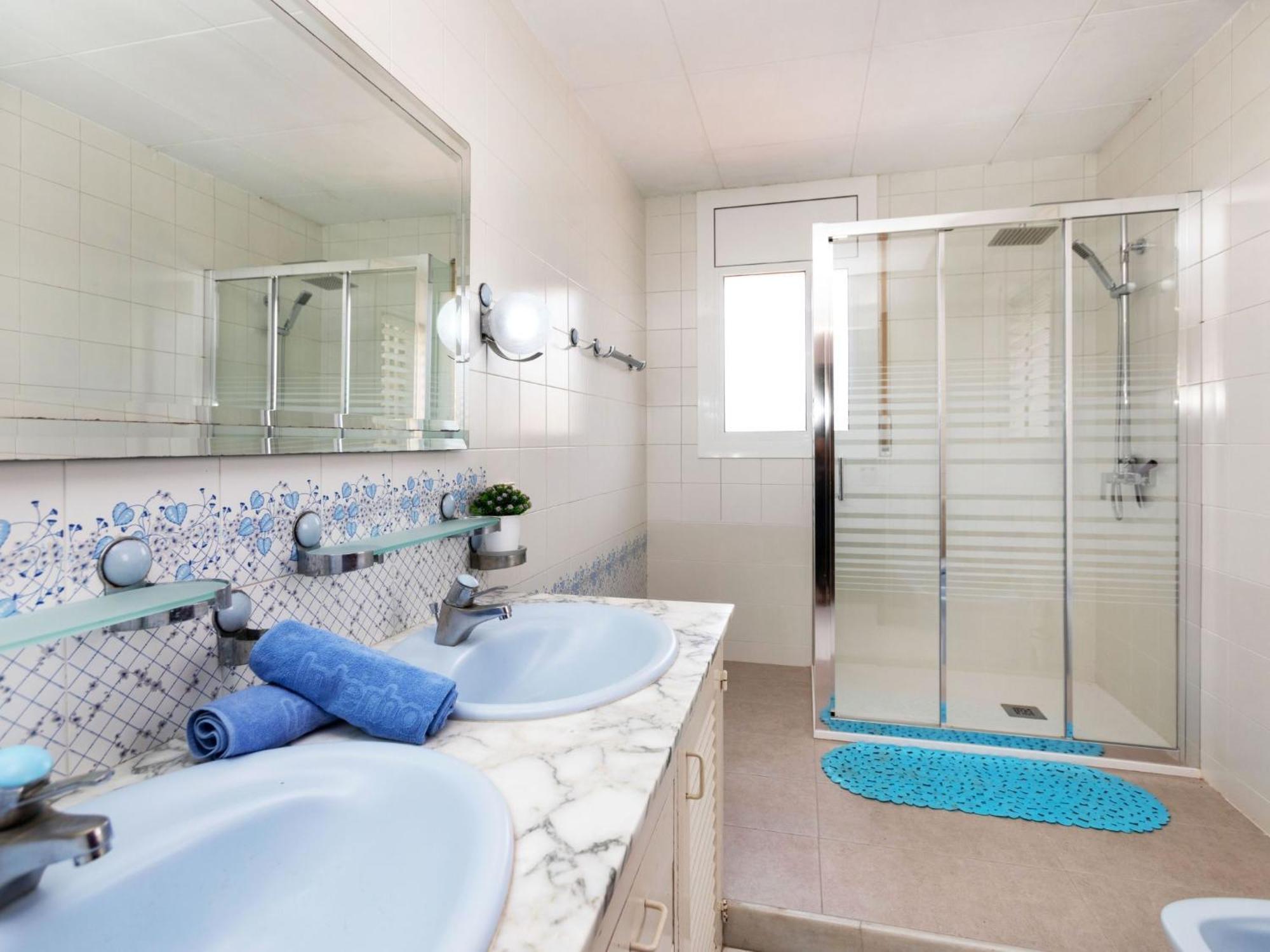 Banys By Interhome *