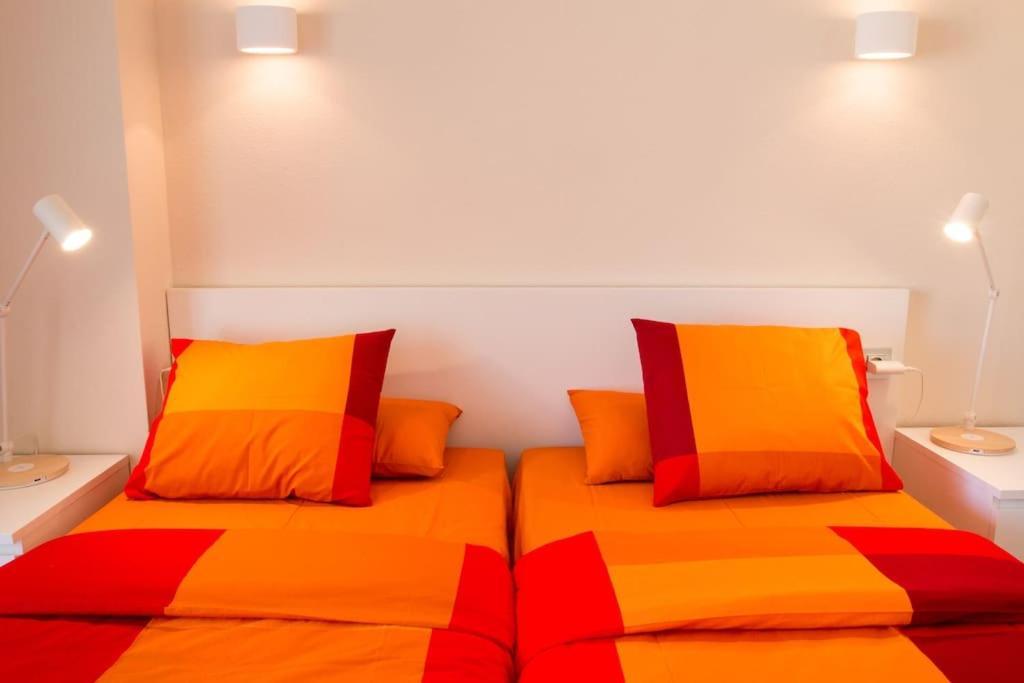 Seahomes Vacations - Seafront Fenals With Pkg Apartamento Lloret de Mar