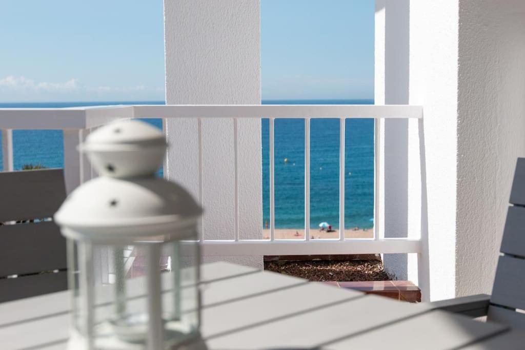 Seahomes Vacations - Seafront Fenals With Pkg Apartamento Lloret de Mar