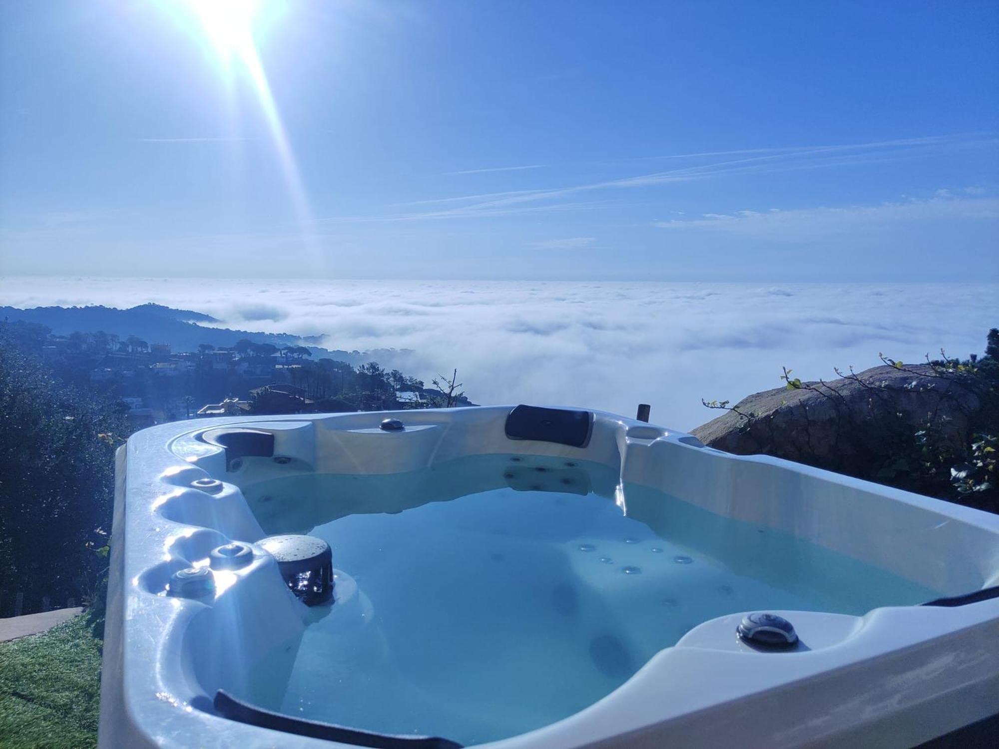 Rapanui Piscina Y Jacuzzi Privados * Lloret de Mar