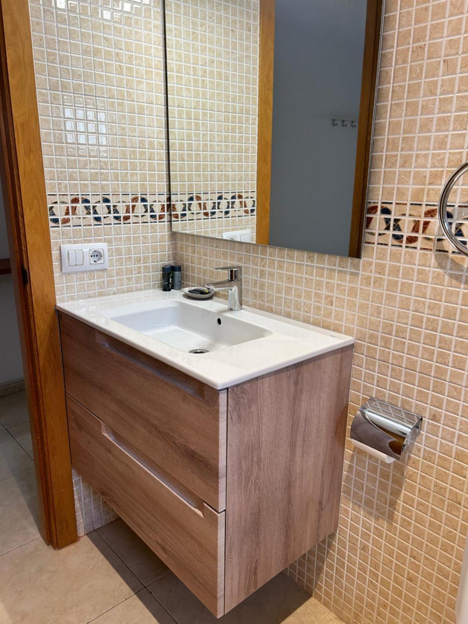 Apartment Superiors Mtb Only Couples *