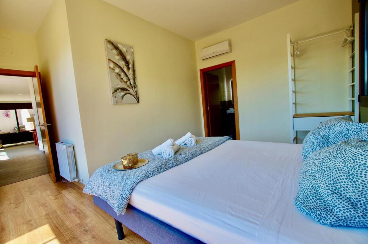 V&v Lloret- Marie Luxury House With Air Conditioning