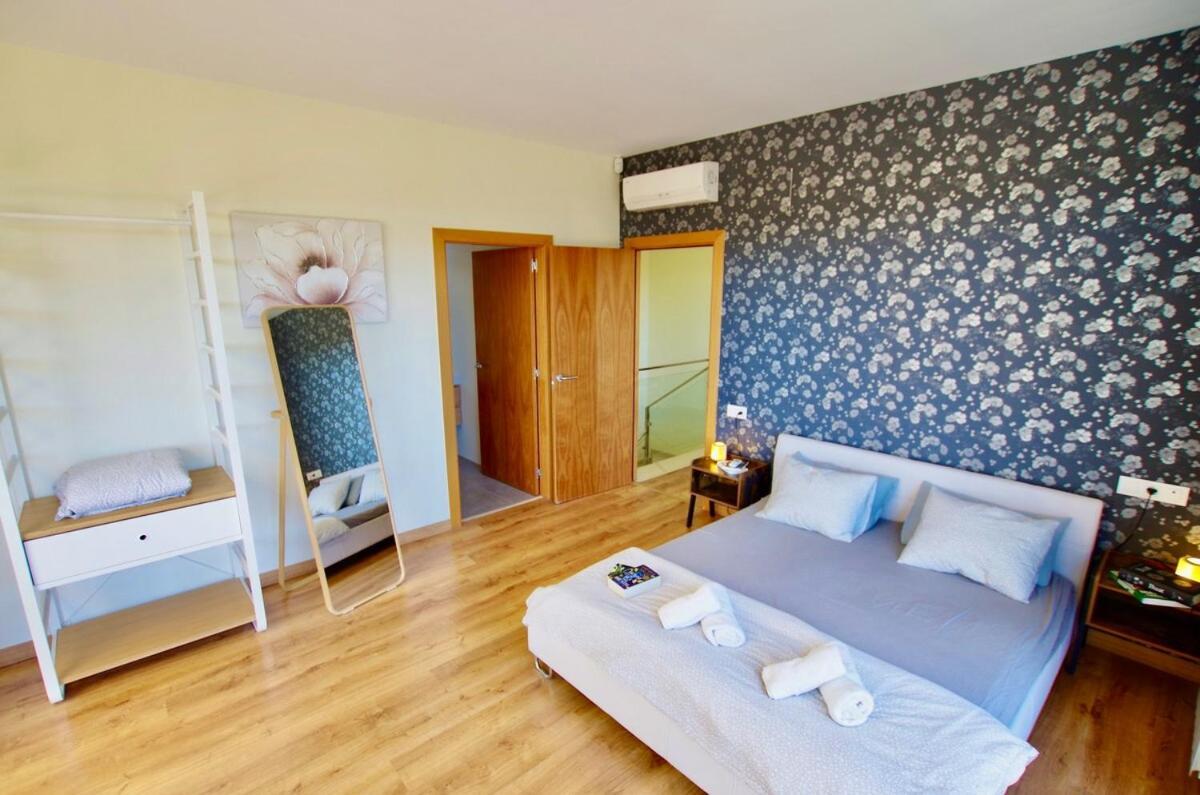 V&v Lloret- Marie Luxury House With Air Conditioning Lloret de Mar
