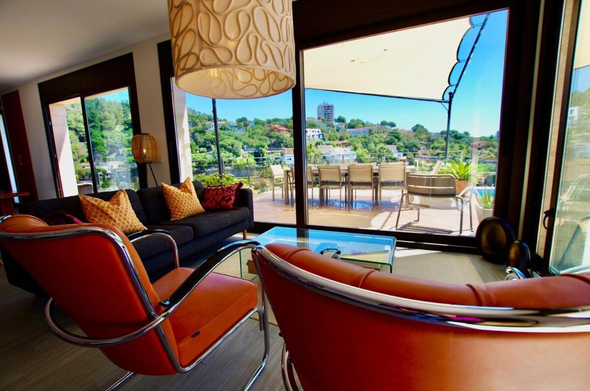 V&v Lloret- Marie Luxury House With Air Conditioning Villa Lloret de Mar