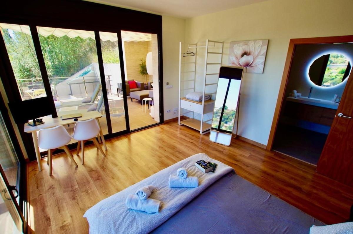 V&v Lloret- Marie Luxury House With Air Conditioning Villa *
