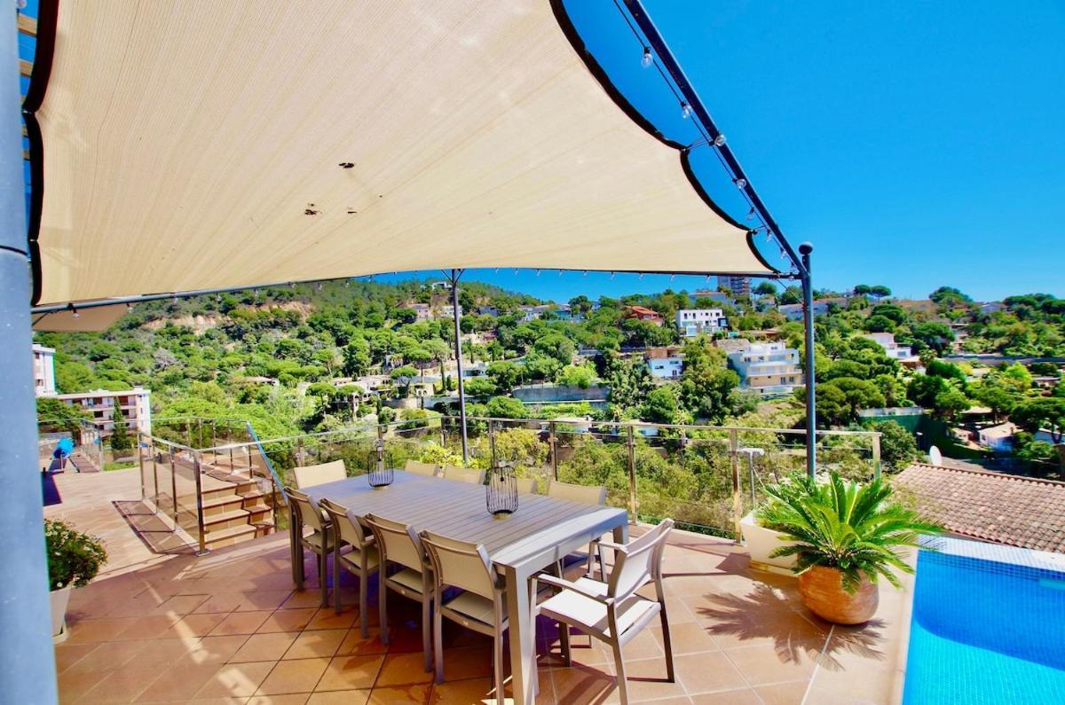 V&v Lloret- Marie Luxury House With Air Conditioning Villa