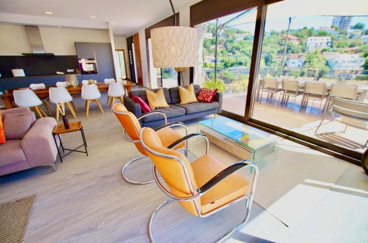 V&v Lloret- Marie Luxury House With Air Conditioning Villa Lloret de Mar