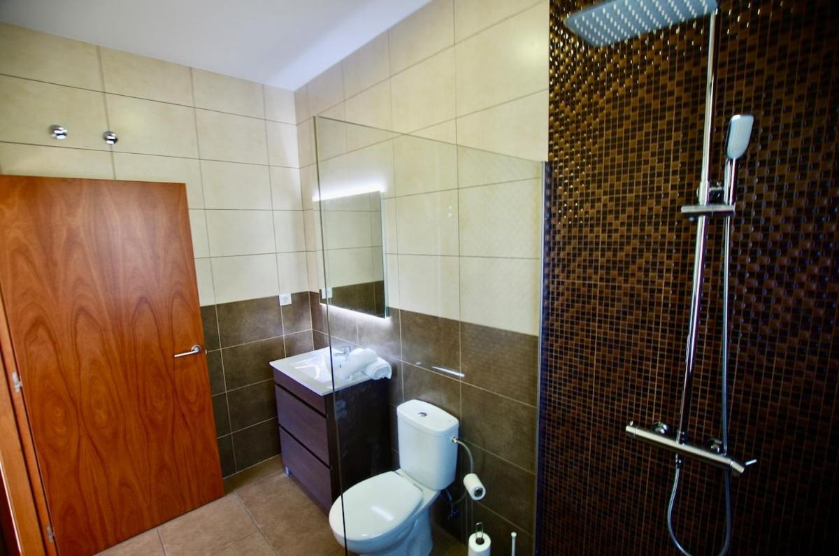 Villa V&v Lloret- Marie Luxury House With Air Conditioning *