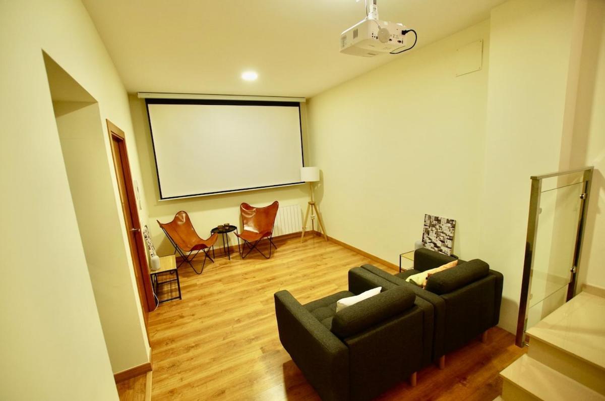 V&v Lloret- Marie Luxury House With Air Conditioning