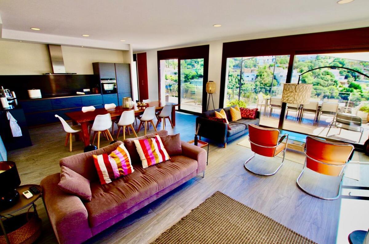 V&v Lloret- Marie Luxury House With Air Conditioning Villa *