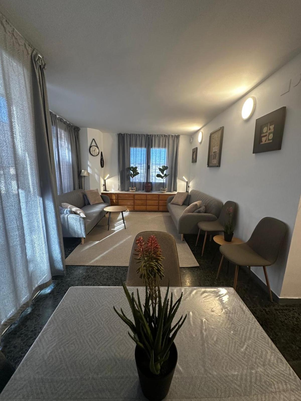 Sunnyside Lloret Apartment