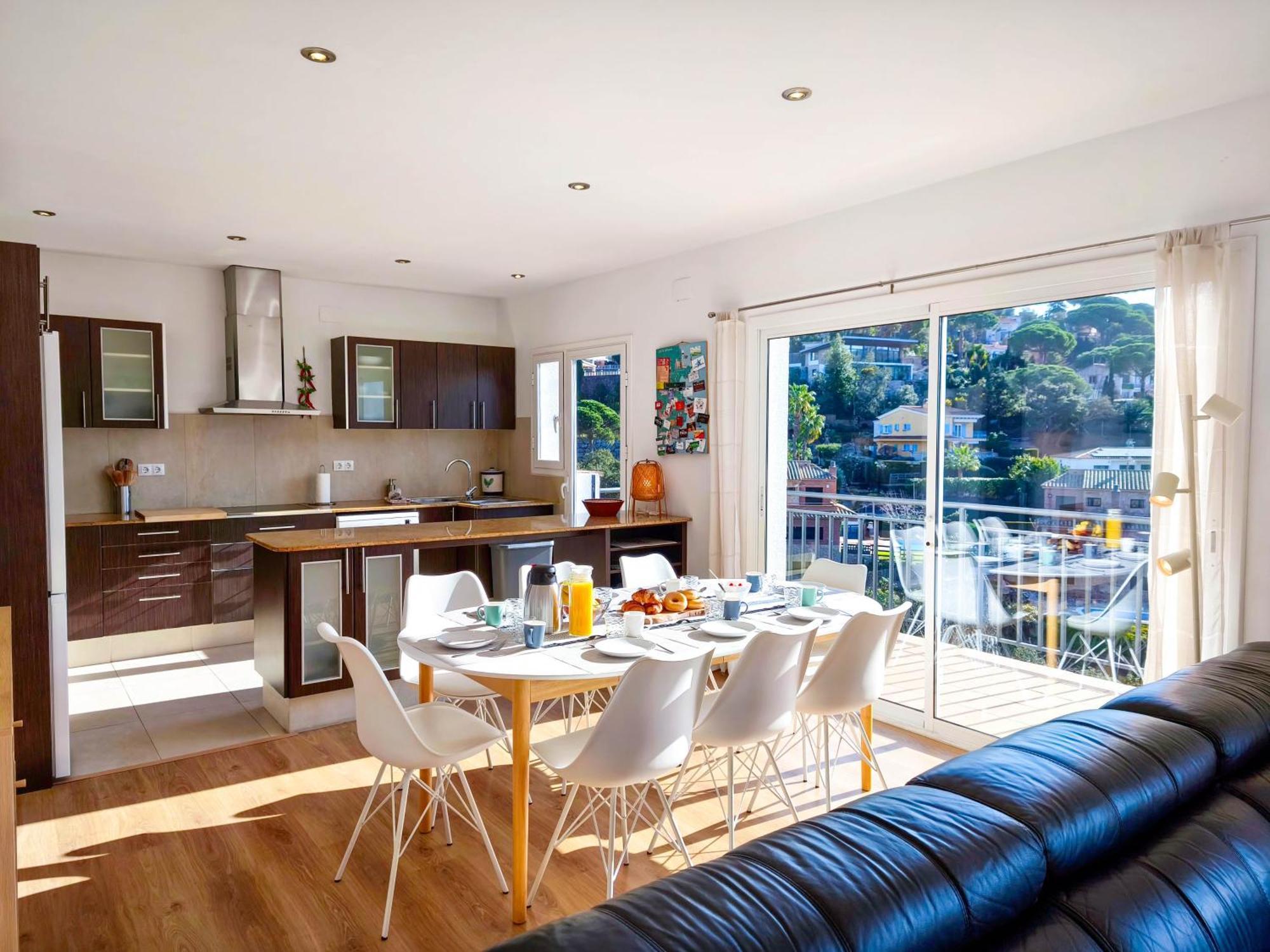 Pinzon, Gezellige Familievilla Met Groot Zwembad. Appartement *