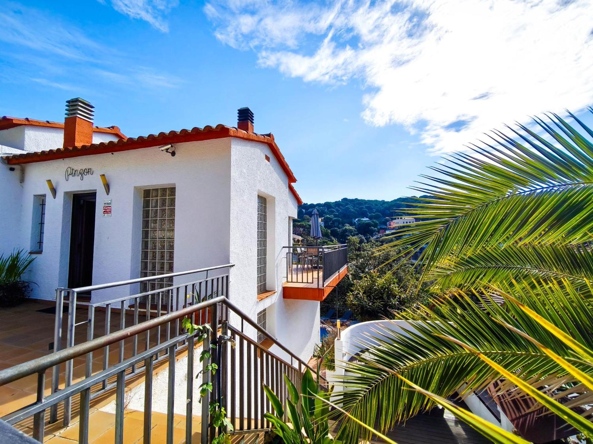 Pinzon, Gezellige Familievilla Met Groot Zwembad. Lloret de Mar
