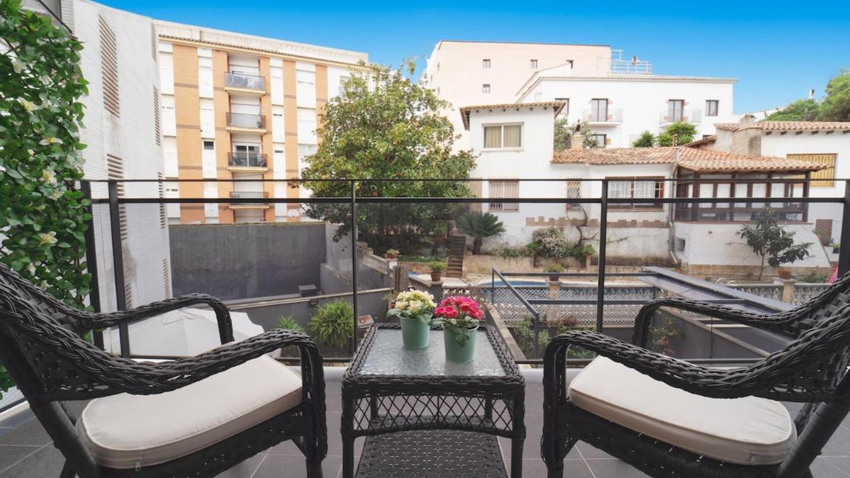 Seahomes Vacations - Beachside With Pool * Lloret de Mar