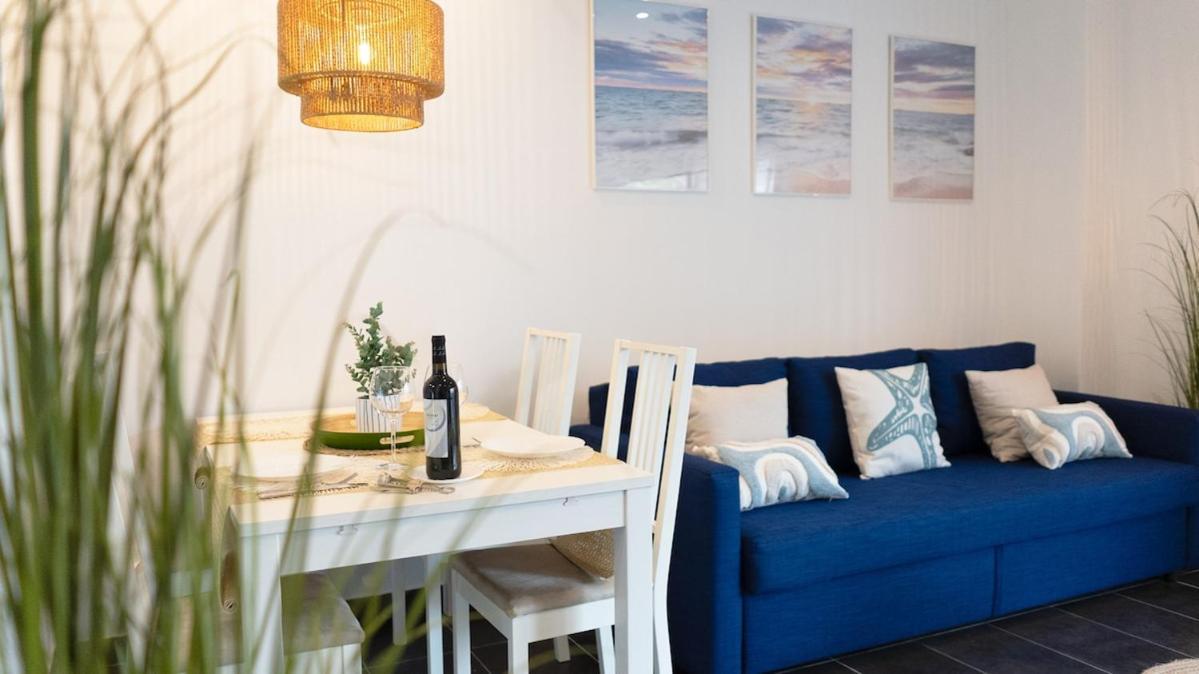 Seahomes Vacations - Beachside With Pool * Lloret de Mar