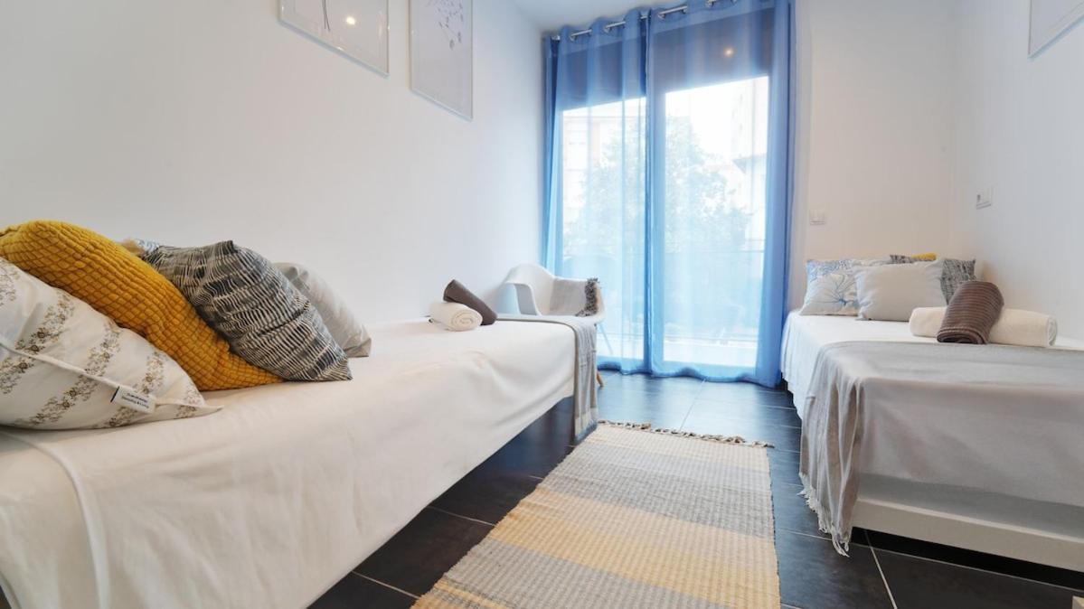 Seahomes Vacations - Beachside With Pool Appartement