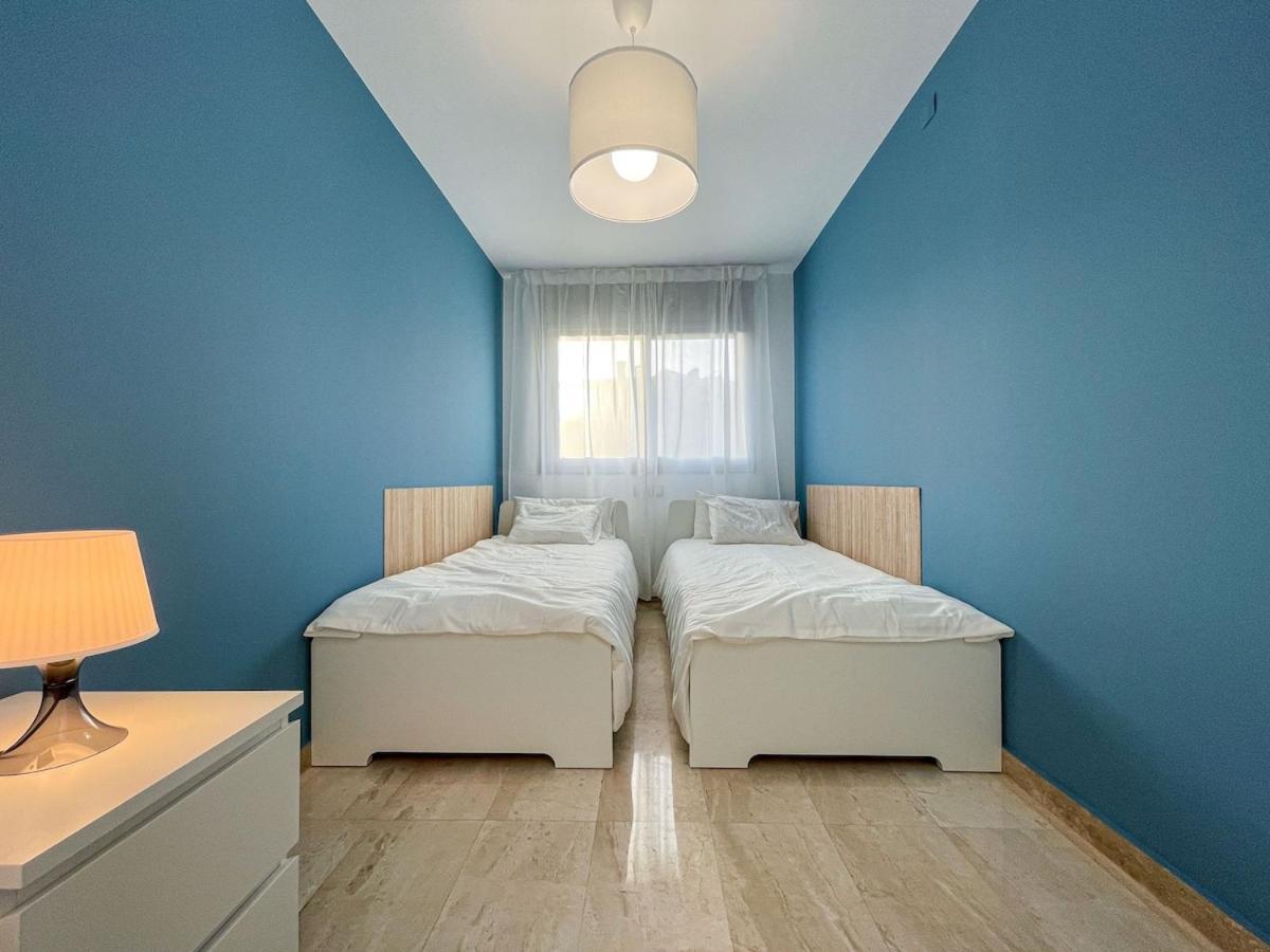 Apartment Magic Fenals
