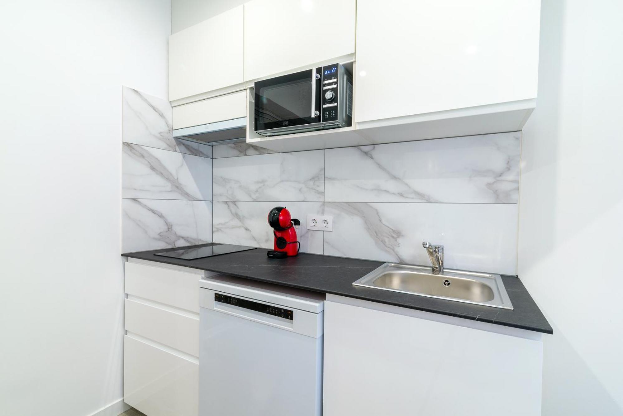 Pisos Plaza Paris Apartment *