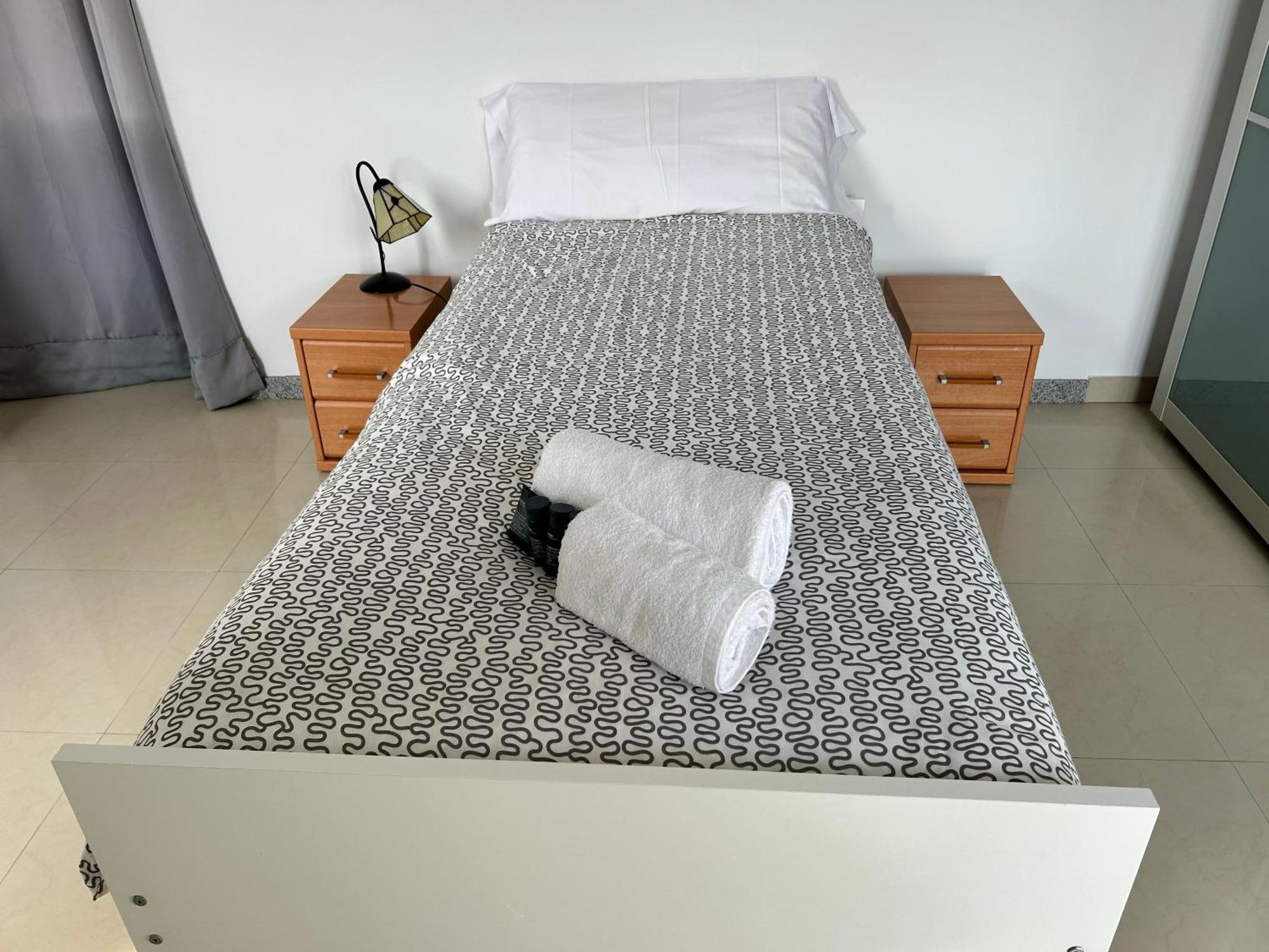 Apartment Superiors Mtb Only Couples *