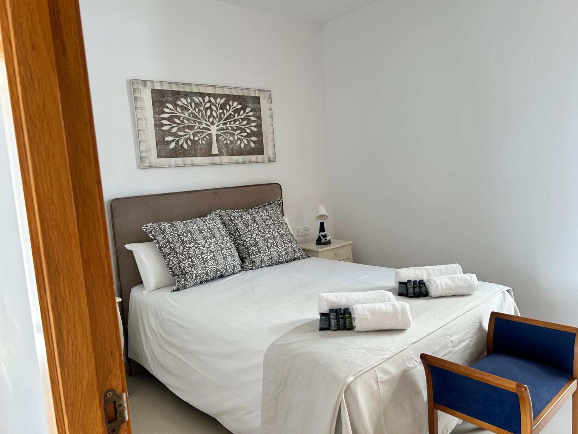 Superiors Mtb Only Couples Apartment