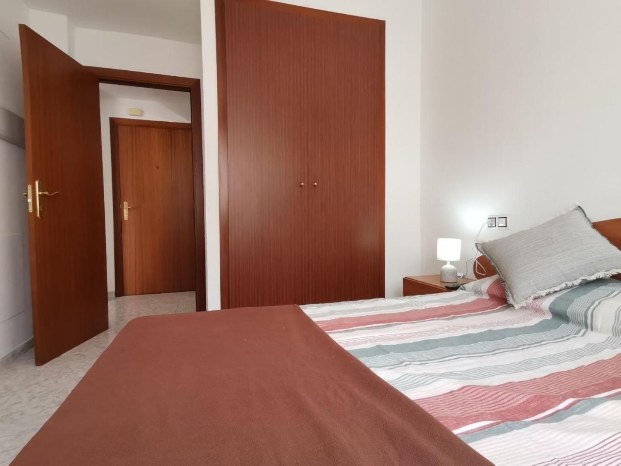 Apartment Apartamento+parking +piscina A 250mts Playa Fenals
